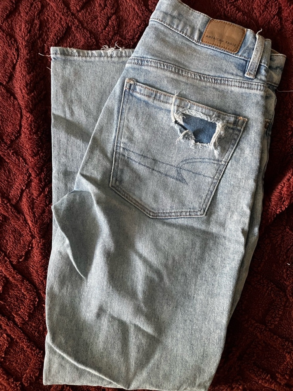 American Eagle Outfitters Light Blue Distressed women’s Jeans